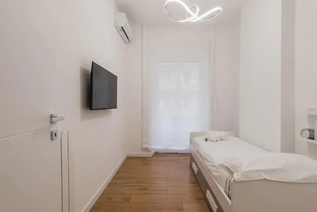The Fifth Luxury Near Luiss Viale Libia * רומא